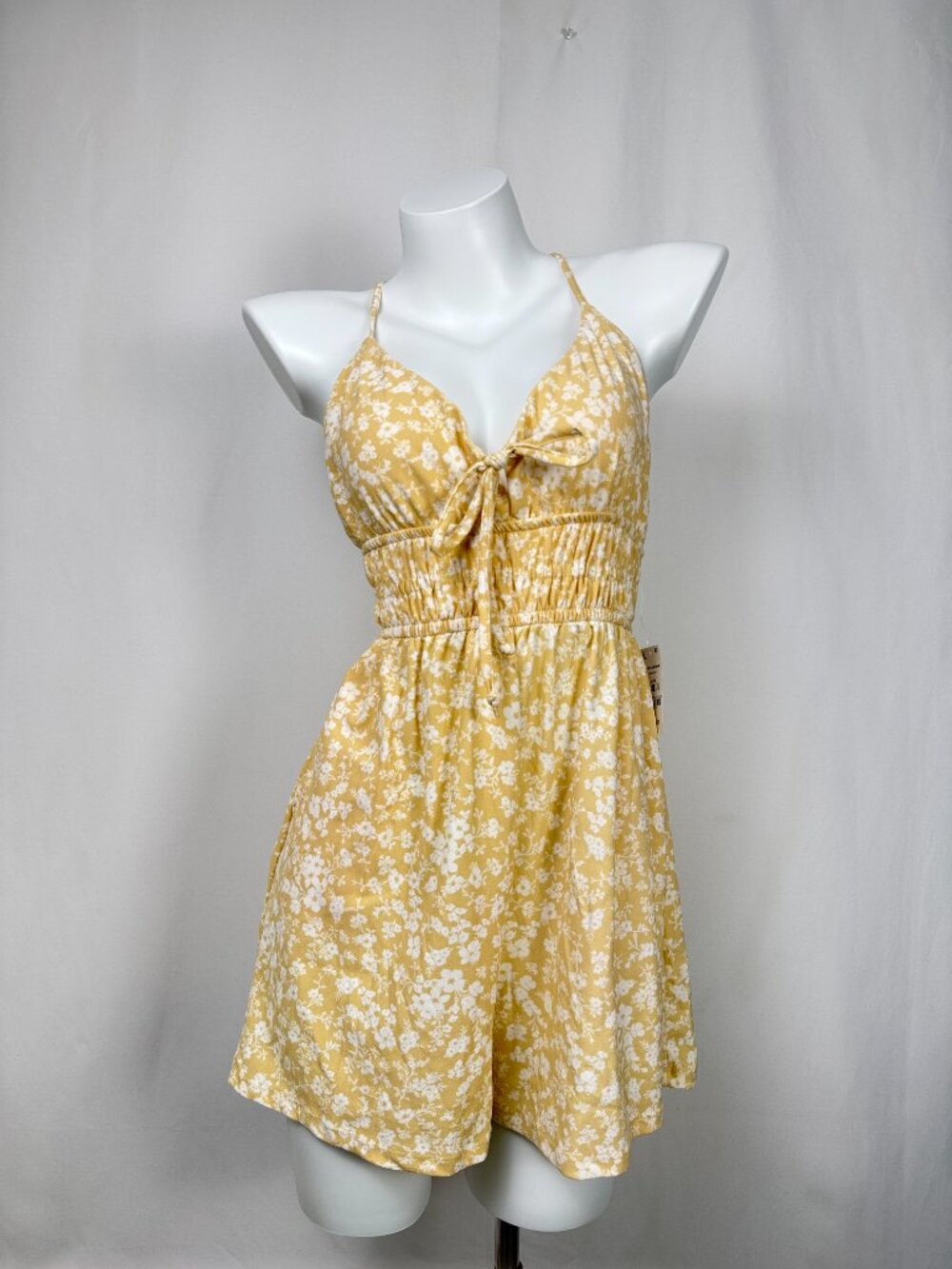 Ardene Women's Floral Crepe Milkmaid Romper in Beige Size Medium Cottagecore